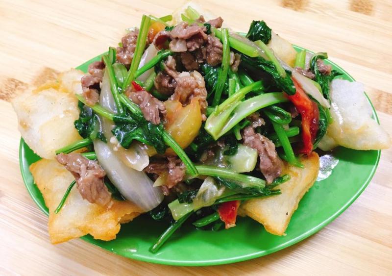 Phở chiên Hưng Bền