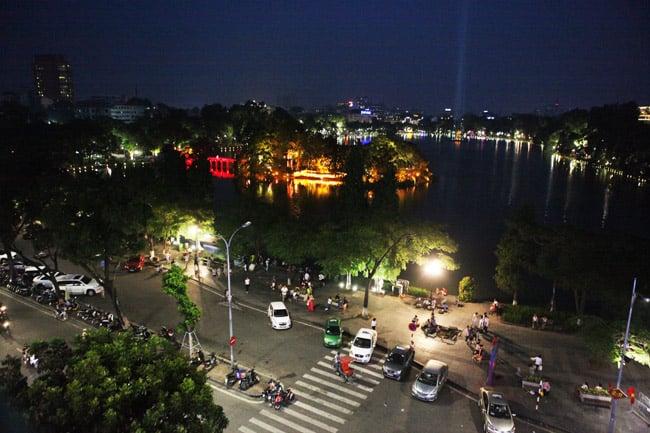 Phố đi bộ Hà Nội