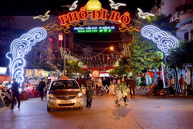 Phố đi bộ Trần Phú