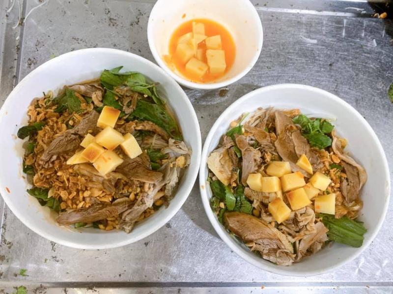 Phở Gà, Phở Trộn & Miến Trộn - Lạc Long Quân