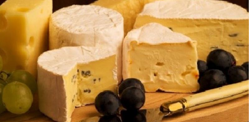 Hạn chế ăn pho mát ở mức tối thiểu nếu bạn muốn cân nặng của mình giảm xuống