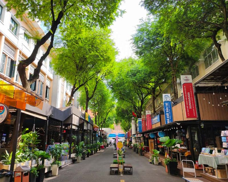 Phố sách Nguyễn Văn Bình