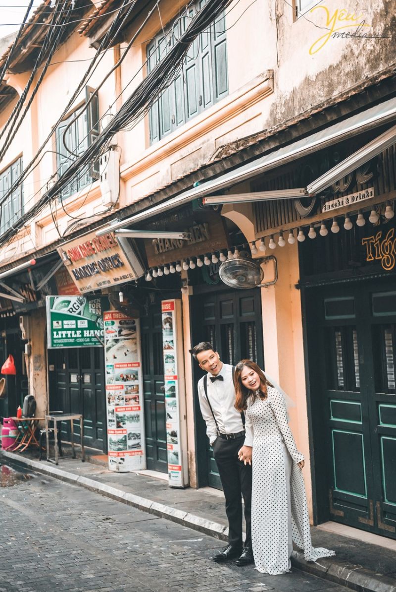 Phố Tạ Hiện