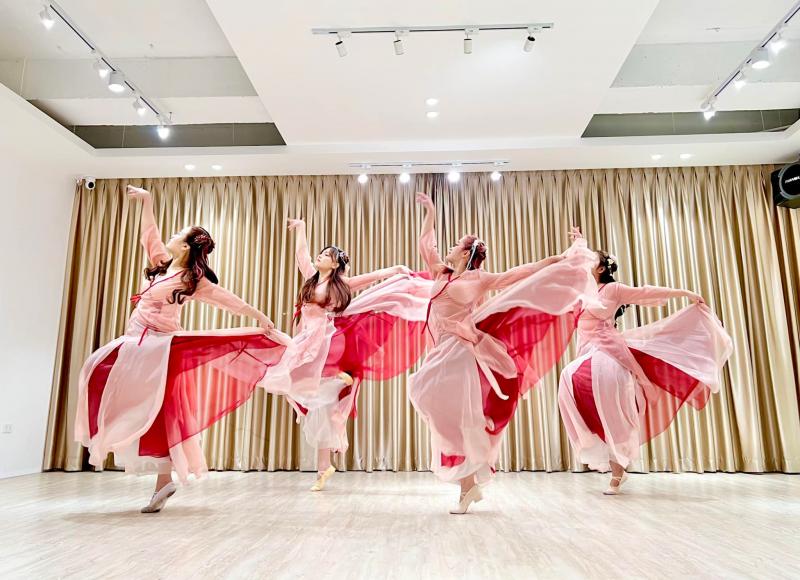 Phoenix Dance Studio