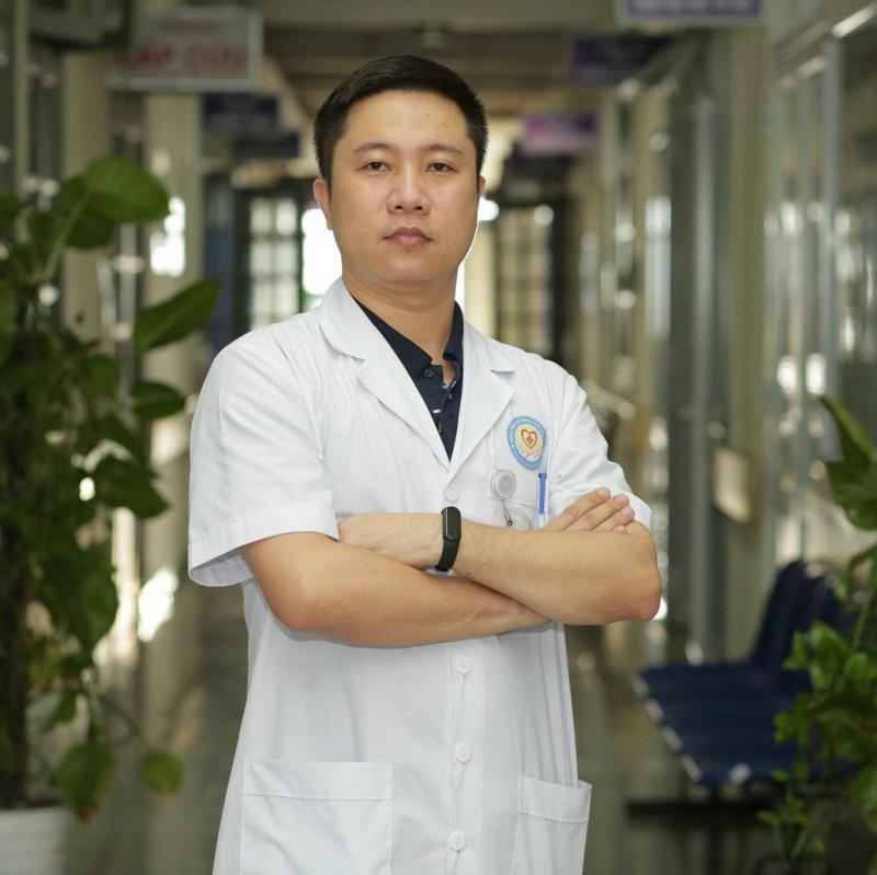 Phòng khám chuyên khoa mắt Quỳnh Anh - Bác sĩ Tuấn