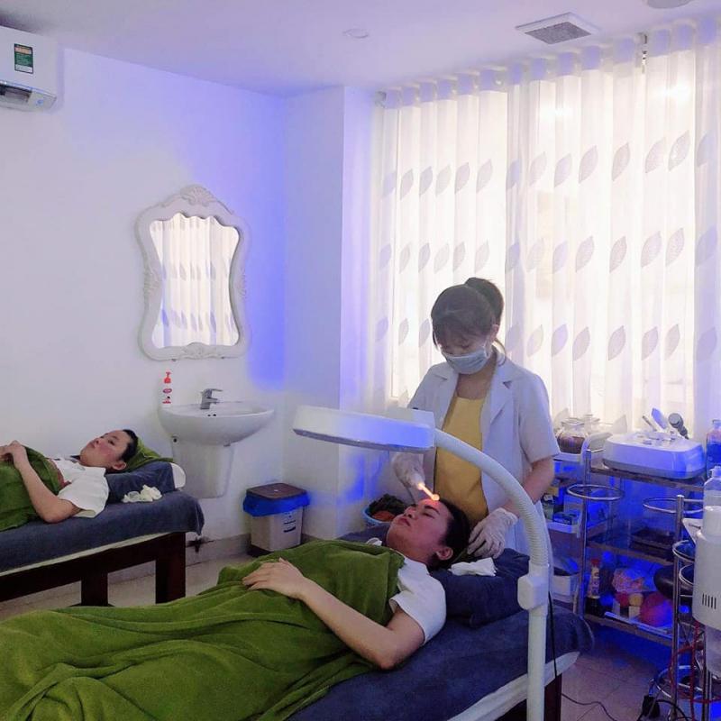 Phòng Khám Da Liễu Và Chăm Sóc Da Chuyên Sâu - BS Hồng Hằng