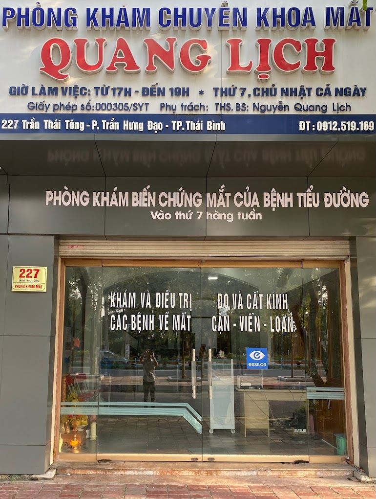 Phòng khám mắt Quang Lịch