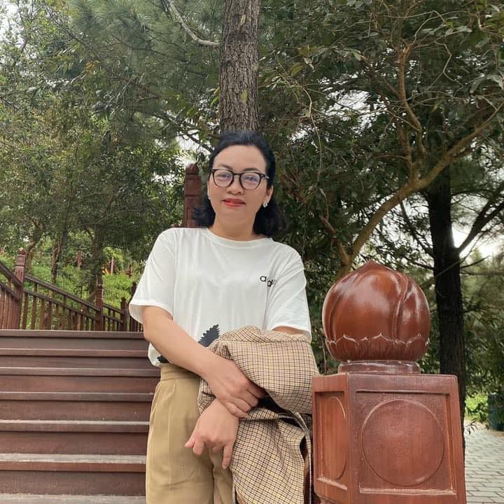 Bs Bùi Thúy Vân