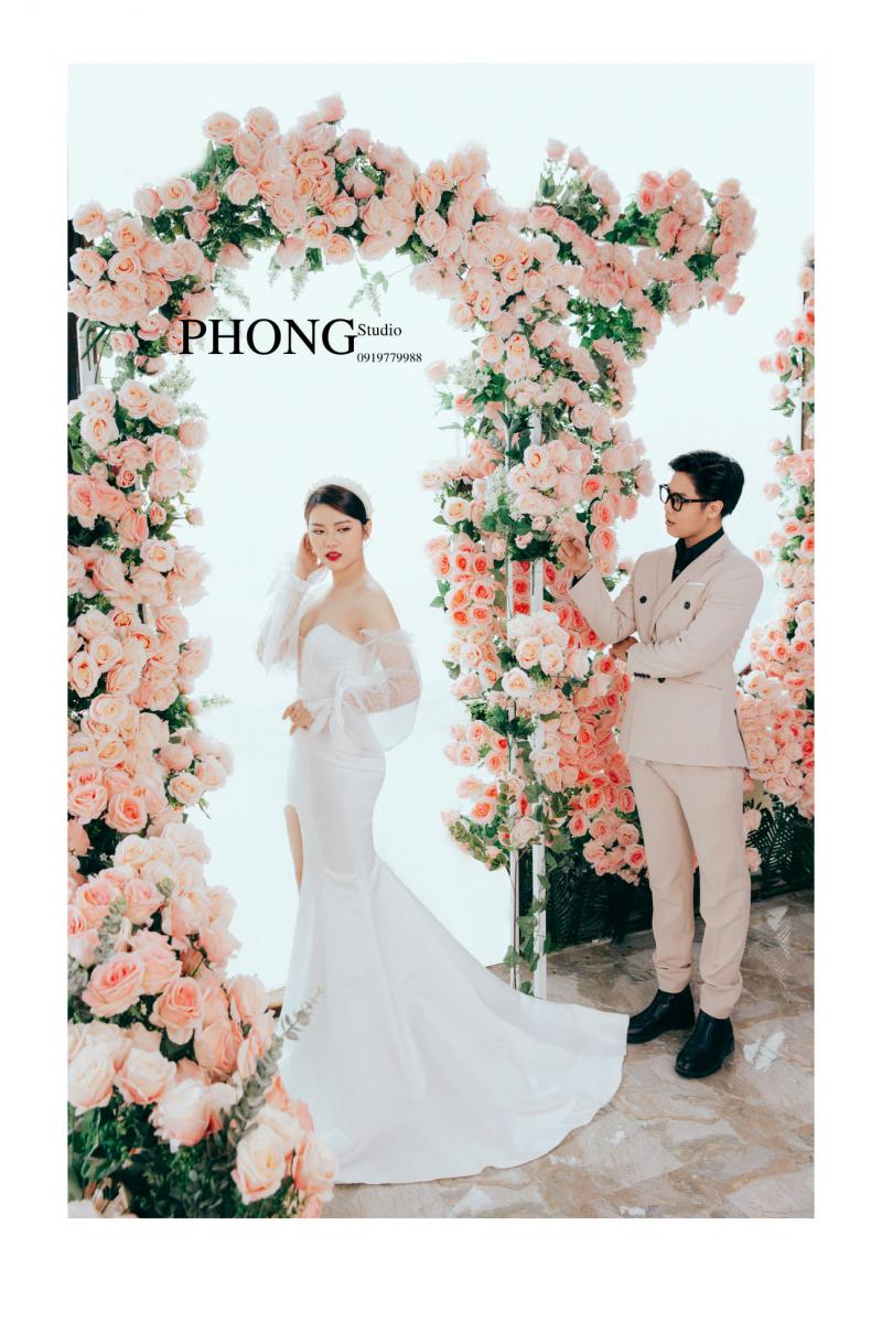 Phong Studio
