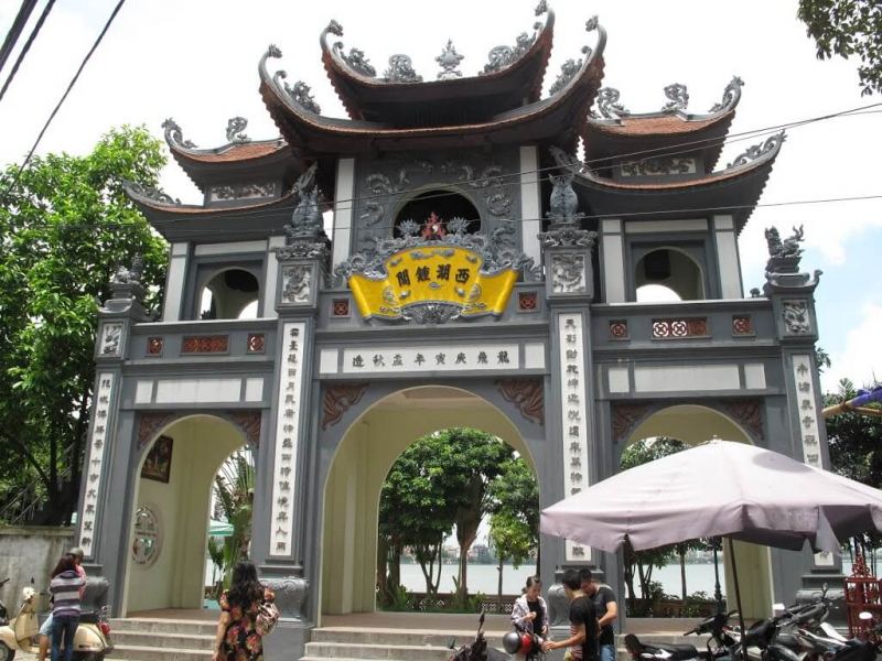 Phủ Tây Hồ - Đường Xóm Chùa, Quảng An, Q. Tây Hồ