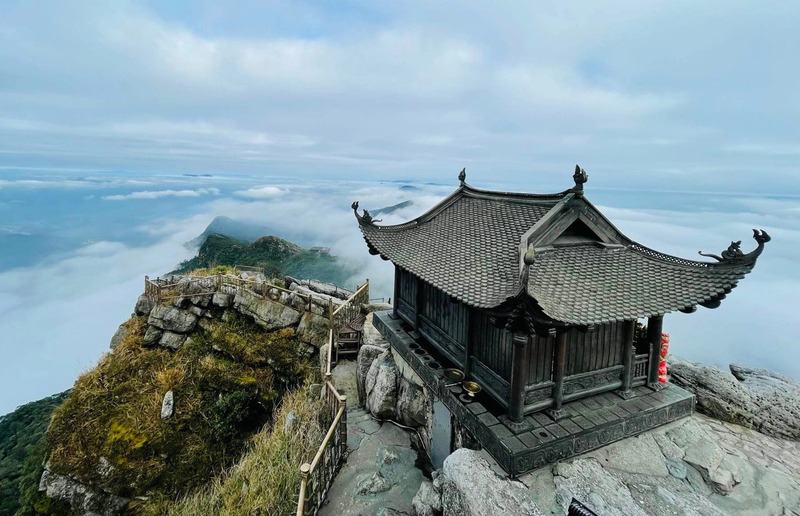 Phù vân Yên Tử