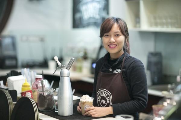 Bán hàng tại các siêu thị, cửa hàng