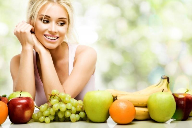 Ăn trái cây và rau củ đầy đủ rất tốt cho đại tràng của bạn