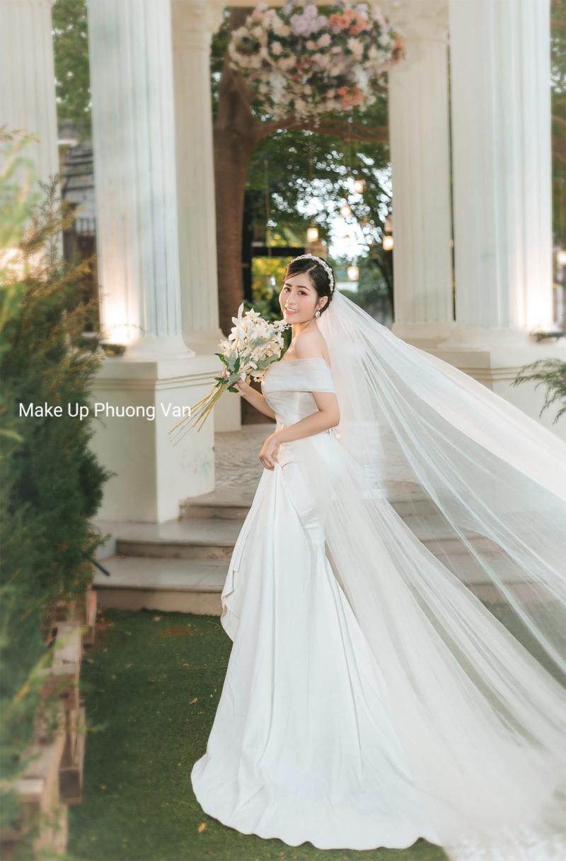 Phương Vân Bridal - Studio