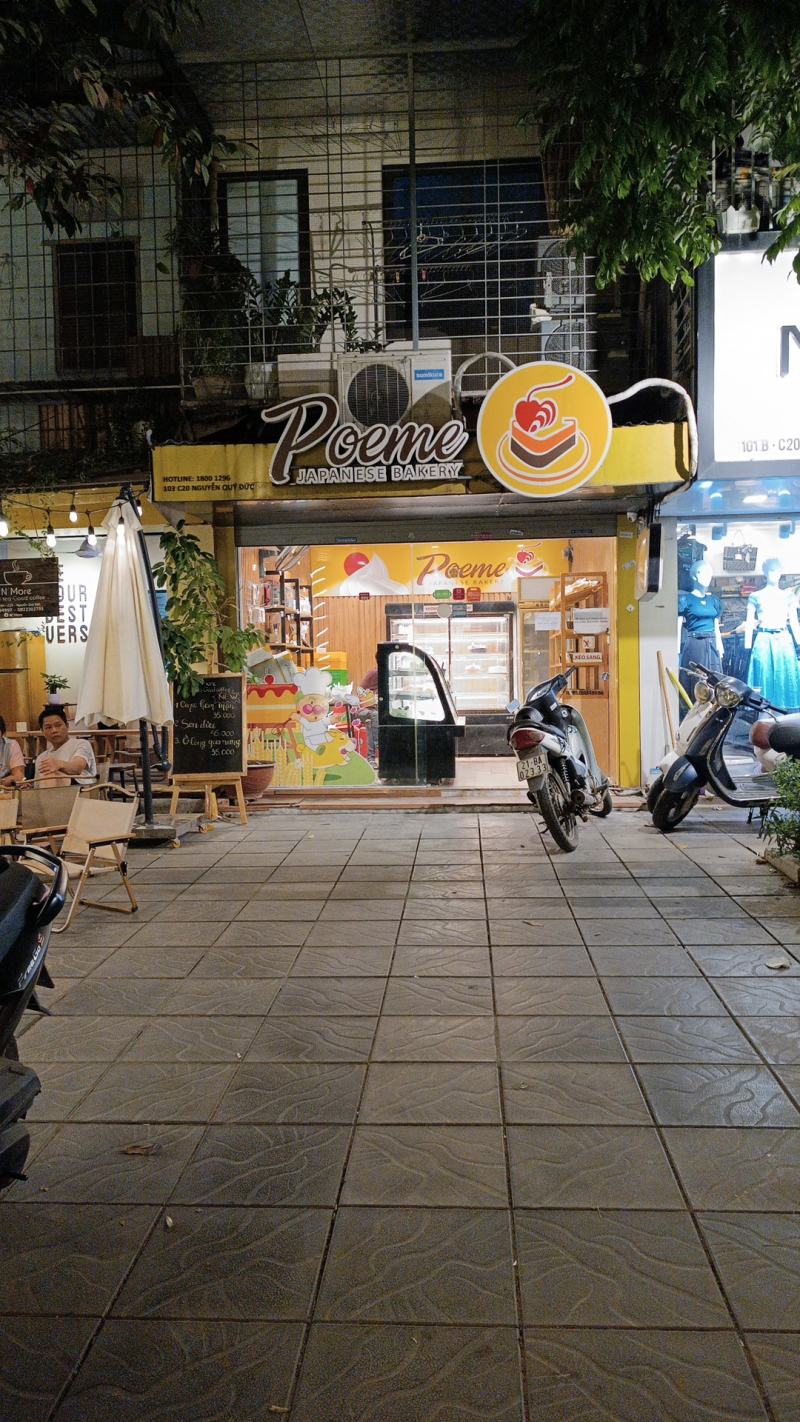 Poeme Bakery