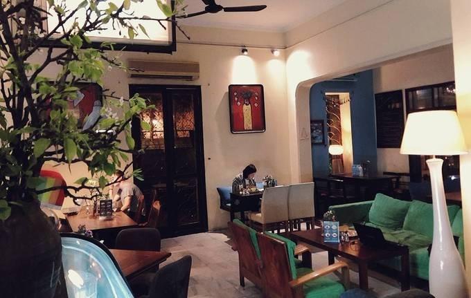 Puku Café And Sports Bar