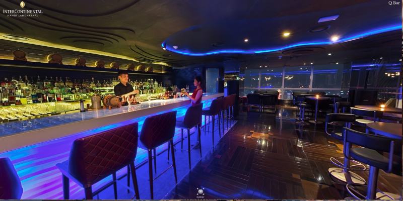 Q BAR
