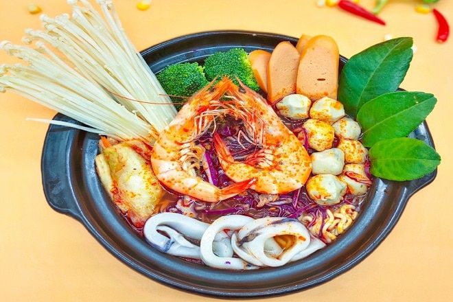 Quán Ăn Vặt Xiên Que Châu Châu