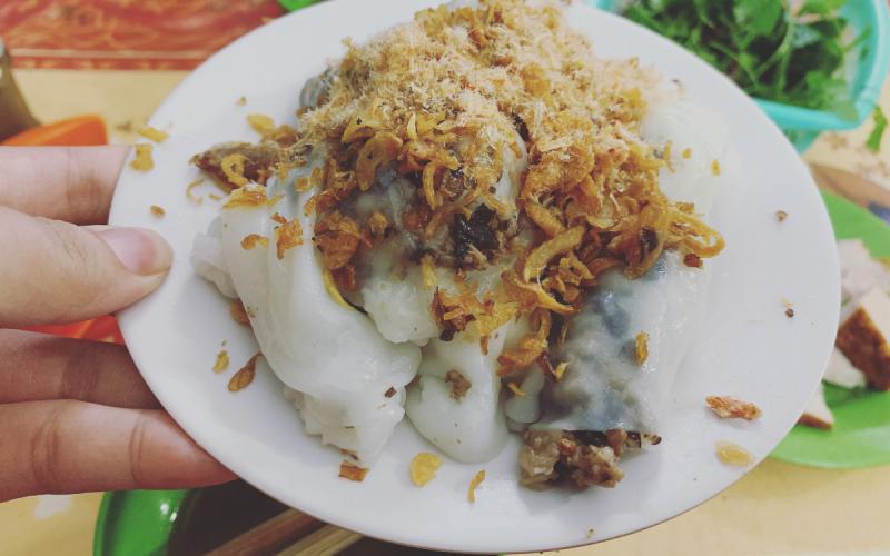 Bánh cuốn nóng - Bánh ướt Cô Lan