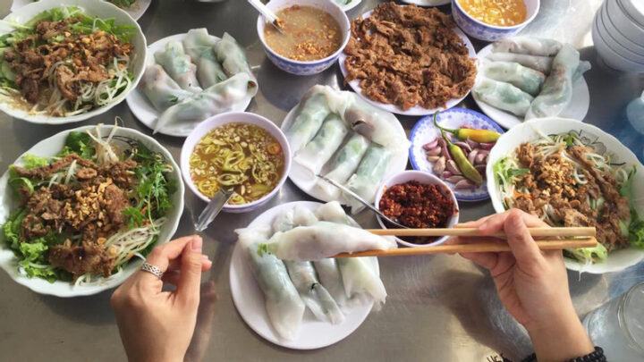 Quán Bánh Cuốn Nóng Hà