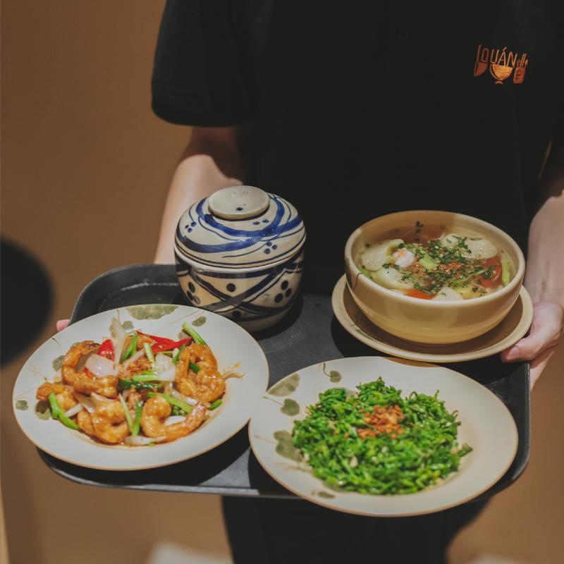 Quán Bụi - Enriching Vietnamese Food Culture