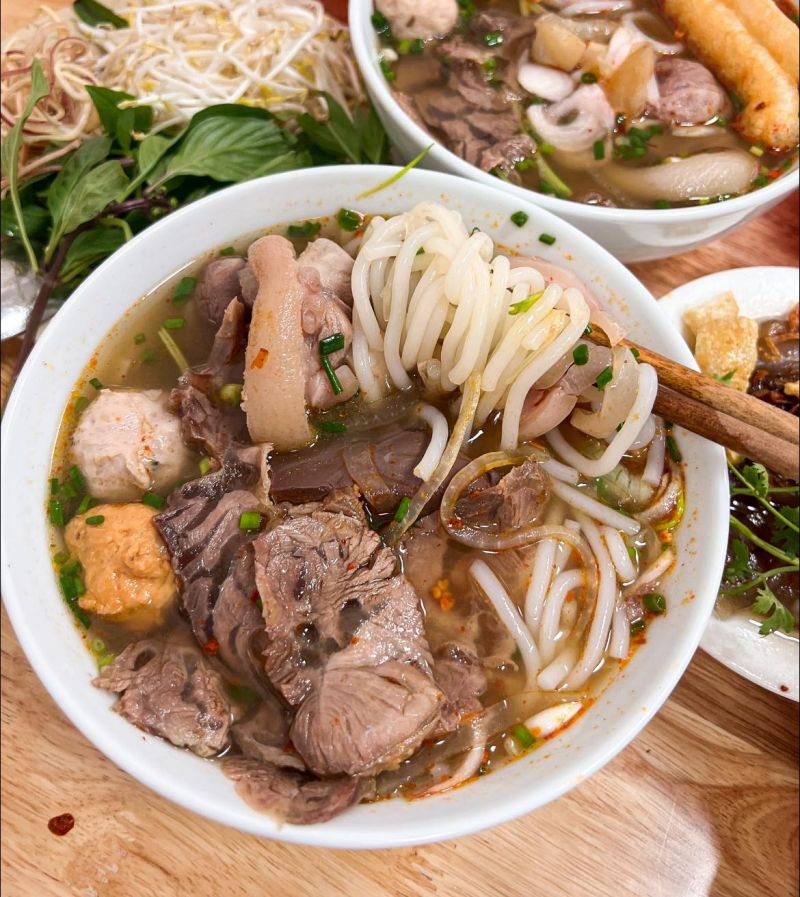 Bún Bò Huế Minh Lâm
