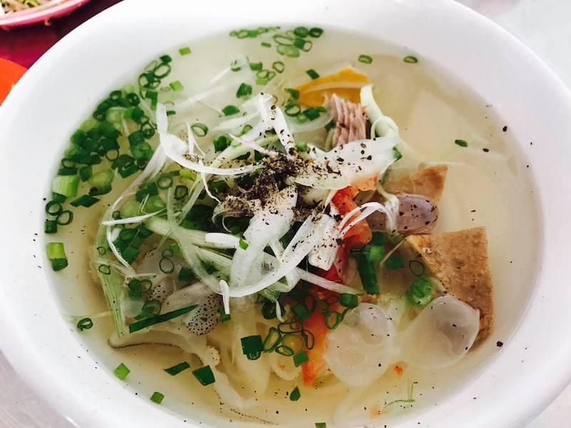 Quán Bún Cá Nguyên Loan