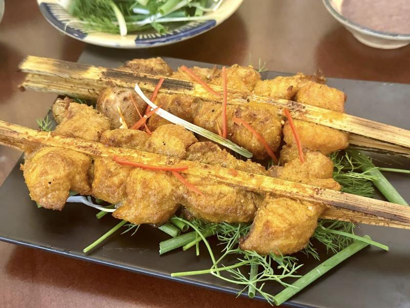 Quan Chả Cá - Chả Cá Lăng Nướng Than
