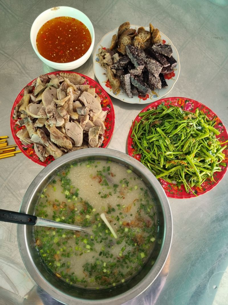 Quán Cháo Vịt Út Be