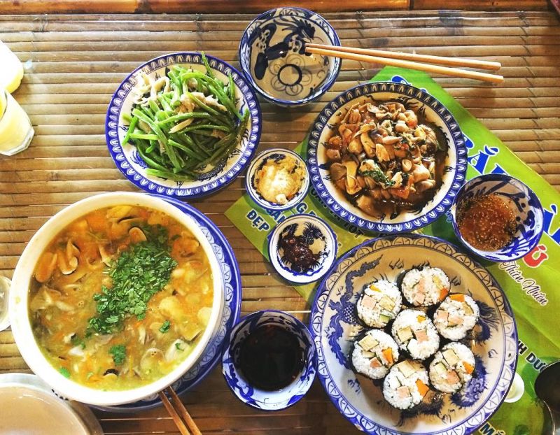 Quán chay Liên Hoa