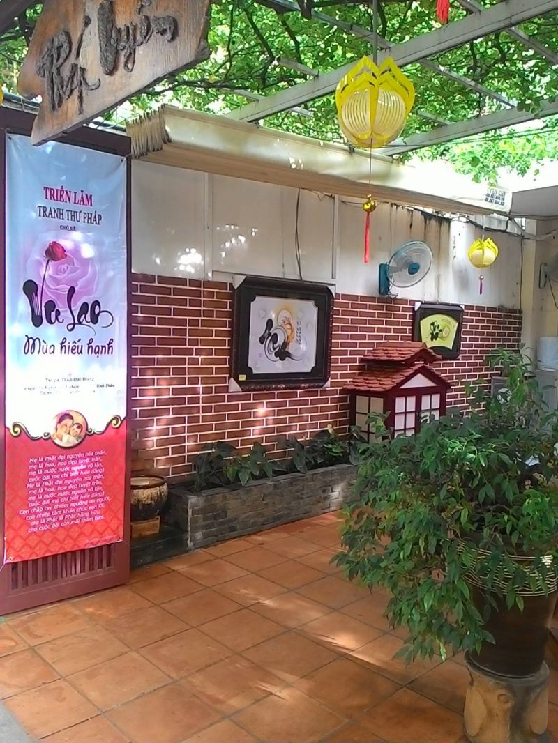 Chọn địa điểm và trang trí quán ăn chay