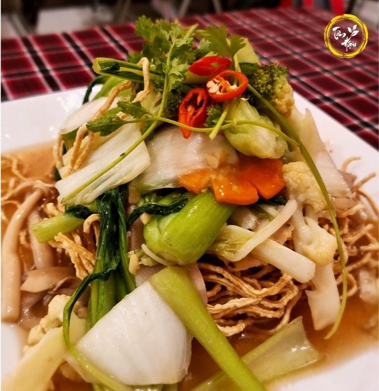 Quán chay Tâm Hậu