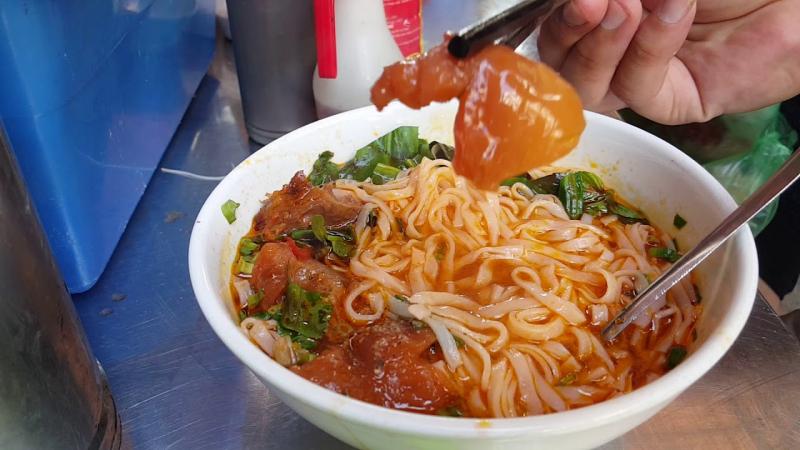 Quán Chú Dũng - Hủ Tiếu Bò Kho
