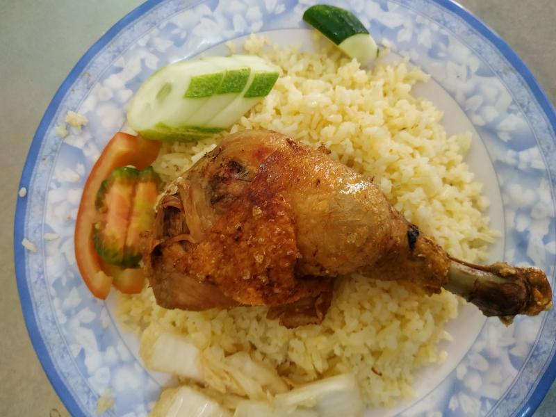 Quán Cơm Gà Xối Mỡ Sáng Ký