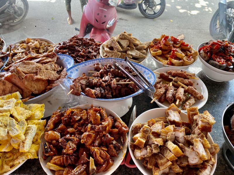 Quán cơm Hảo