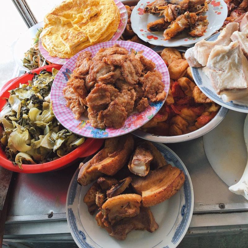 Quán Cơm Quãng Ngãi