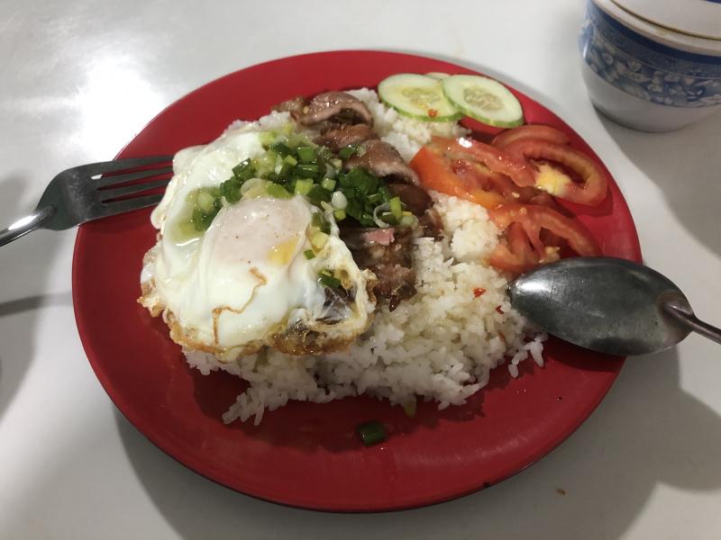 Quán Cơm Tấm Trâm