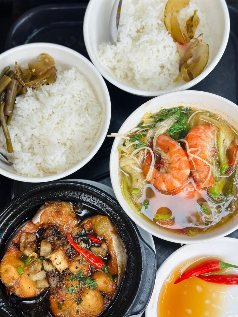 Quán Cơm Vị Hương Út