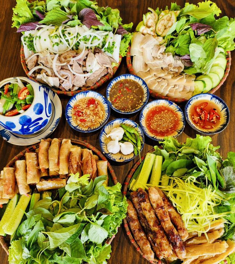 Quán Con Gà Mái - Cơm Gà Phú Yên
