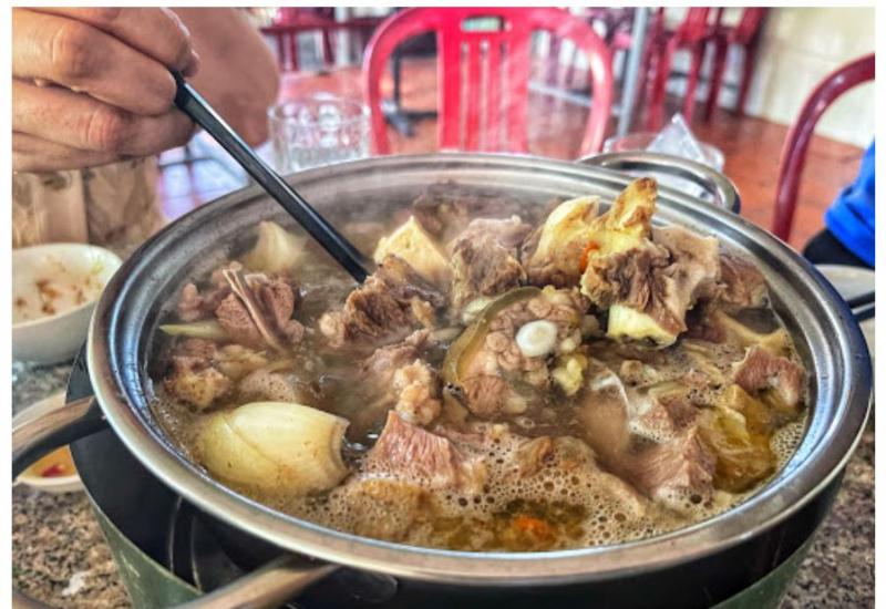 Quán dê núi Hương Sơn Ninh Thuận