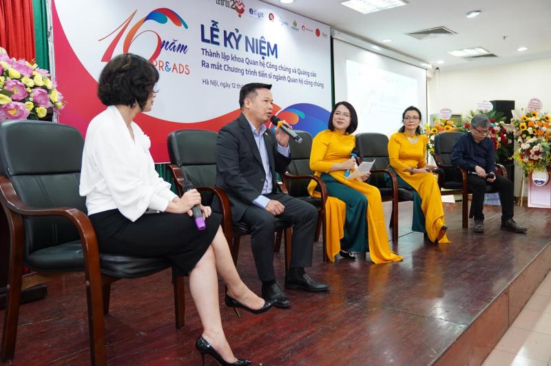 Quan hệ công chúng là một ngành vô cùng thích hợp với người nói nhiều