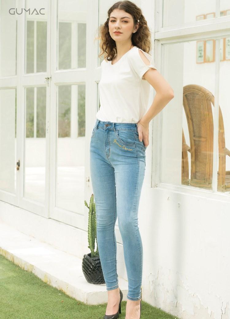 Quần Jean kết hợp với áo thun