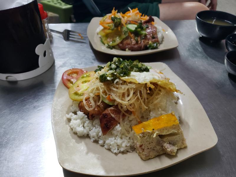 Quán Lẩu Dê Sáu Cường