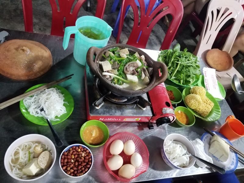 Quán Lẩu Đuôi Bò A Tài