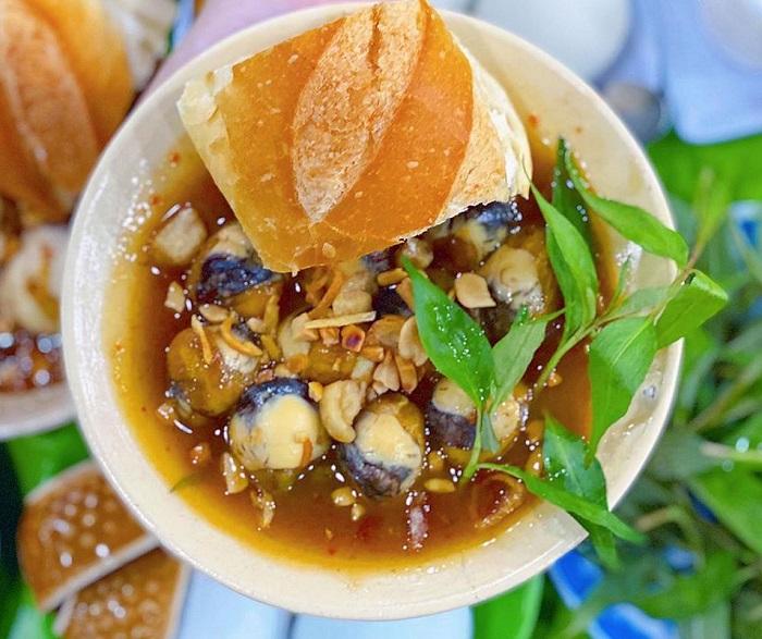 Quán Linh - Vịt lộn cút lộn