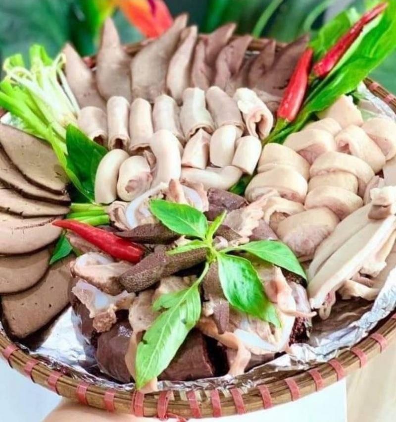 Quán Lòng Bà Hà