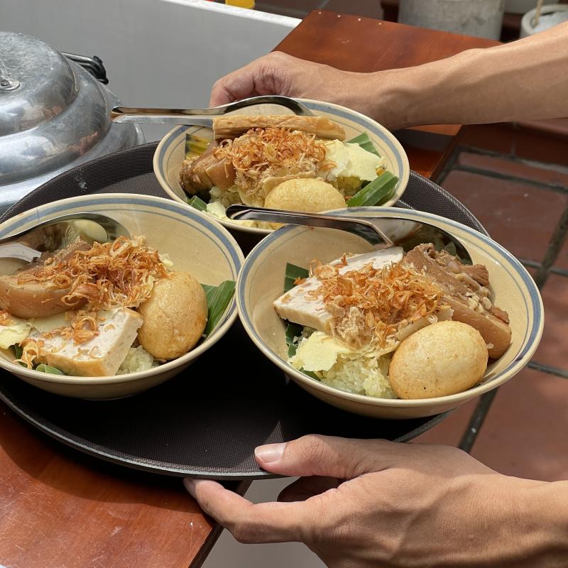 Tiệm Mềm