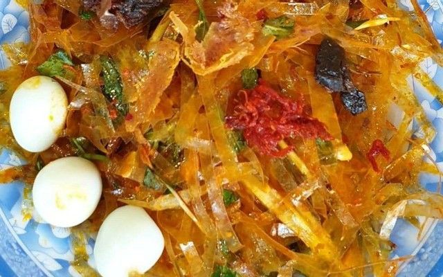 Quán Năm Đỉnh - Bánh Tráng Trộn & Gỏi Xoài