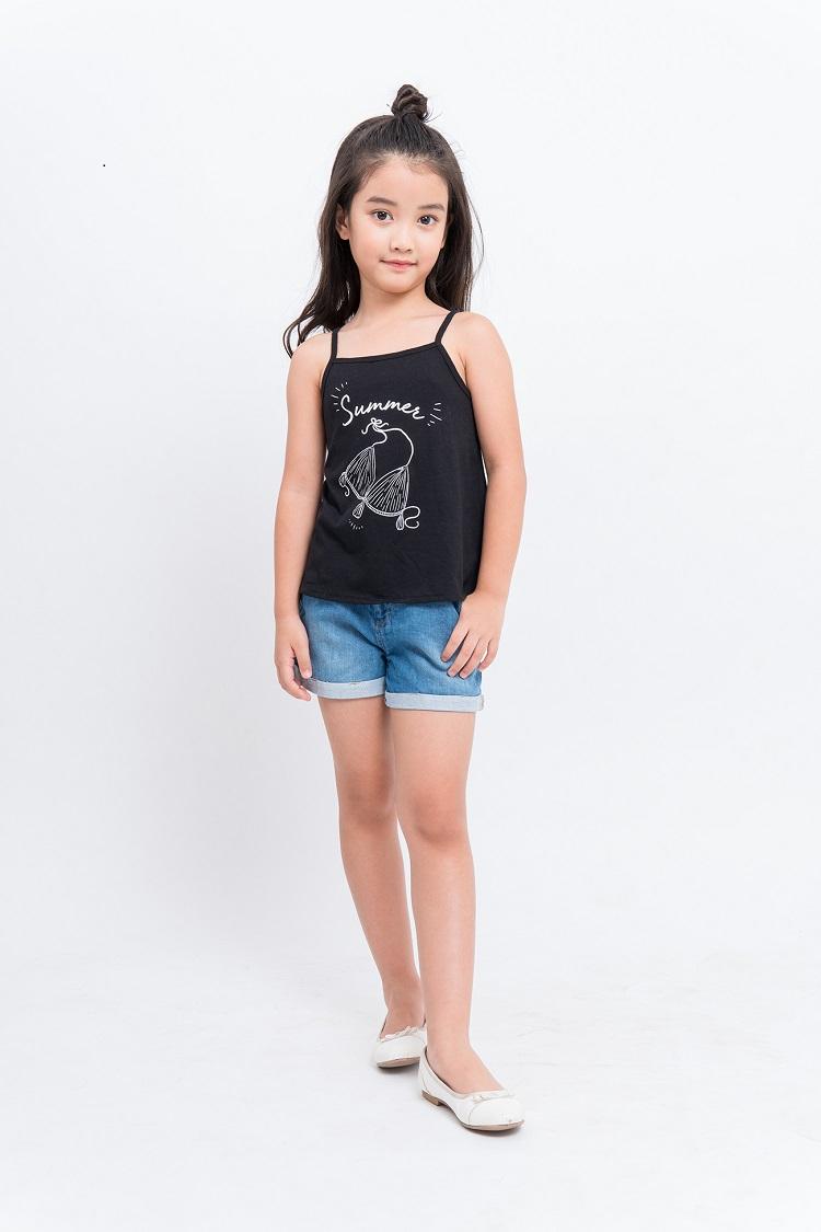 Quần short bé gái phối với áo hai dây