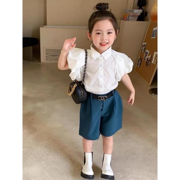 Quần short phối với áo sơ mi